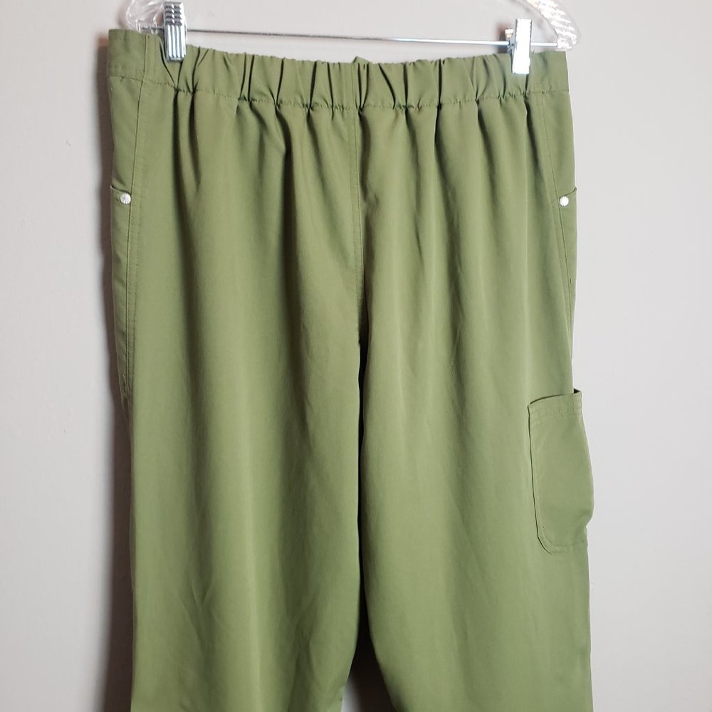Urbane Ultimate Olive Green Scrub Pant 9300 Medium Tall - Picture 9 of 10